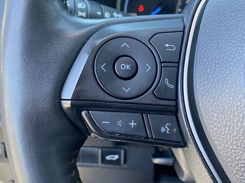 Certified 2023 Toyota RAV4 XLE Premium AWD/4WD image 26