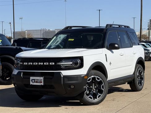 New 2025 Ford Bronco Sport Outer Banks image 25