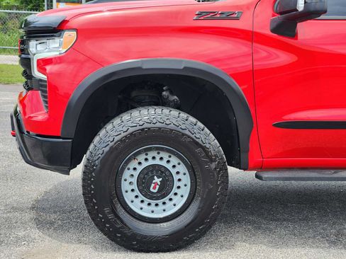 Used 2022 Chevrolet Silverado 1500 LT Trail Boss w/ LT Trail Boss Premium Package AWD/4WD image 8