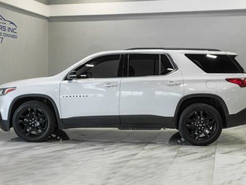 Used 2020 Chevrolet Traverse LT FWD image 15