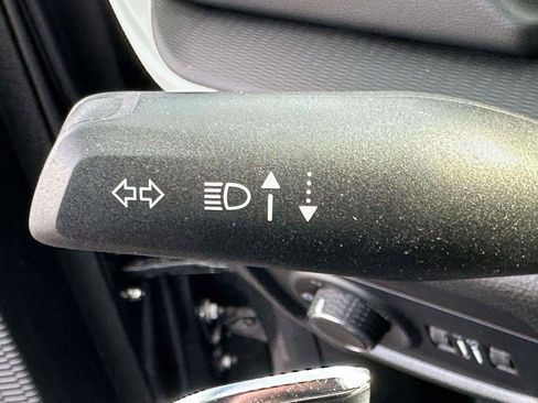 Used 2024 Jeep Grand Cherokee Altitude image 24