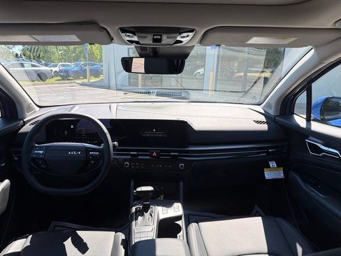 New 2026 Kia Sportage SX FWD image 23