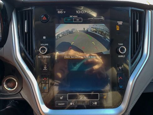 Used 2024 Subaru Outback Premium image 17