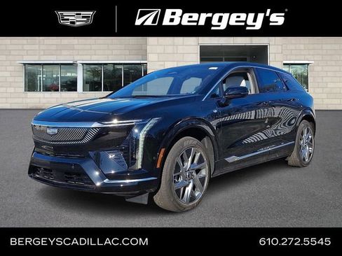 New 2026 Cadillac Optiq Luxury 1 image 1