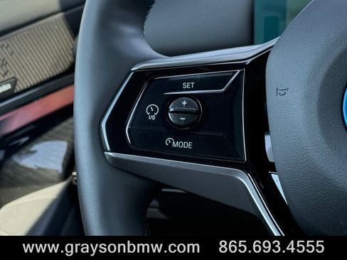 Used 2025 BMW i5 xDrive40 w/ Executive Package image 22