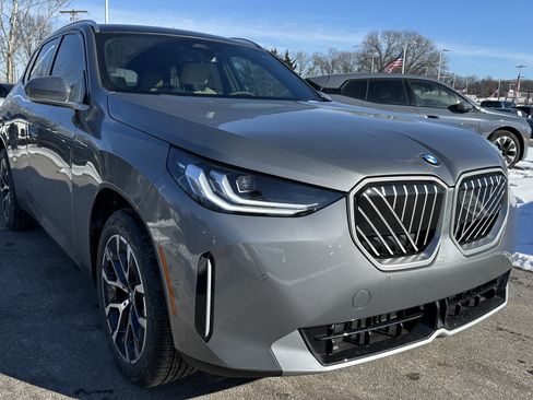 Used 2026 BMW X3 xDrive30 AWD/4WD image 2