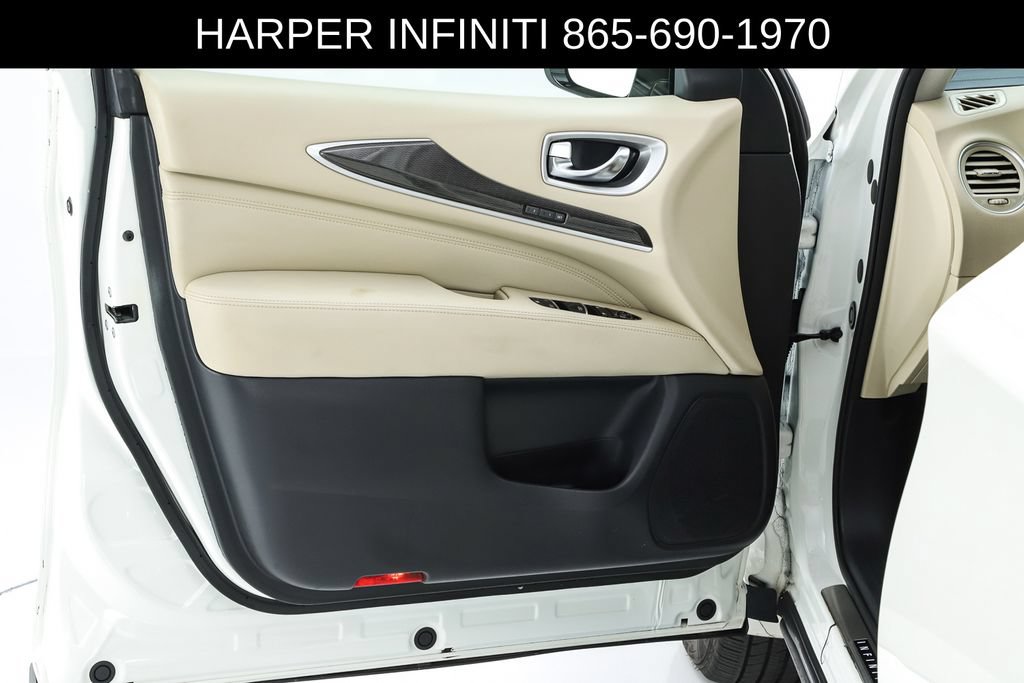 Used 2017 INFINITI QX60 Luxe w/ Premium Plus Package AWD/4WD image 19