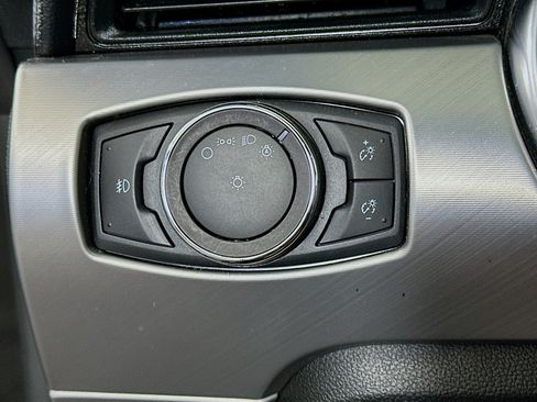Used 2019 Ford Mustang Premium RWD image 17