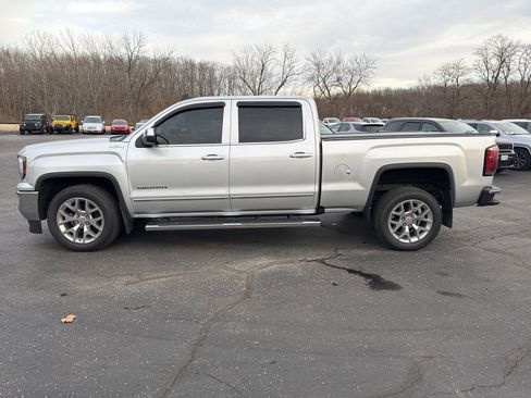 Used 2018 GMC Sierra 1500 SLT w/ SLT Premium Package image 4
