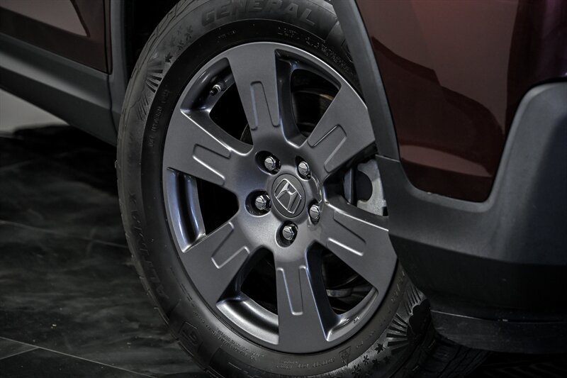 Used 2020 Honda Ridgeline RTL-E image 3