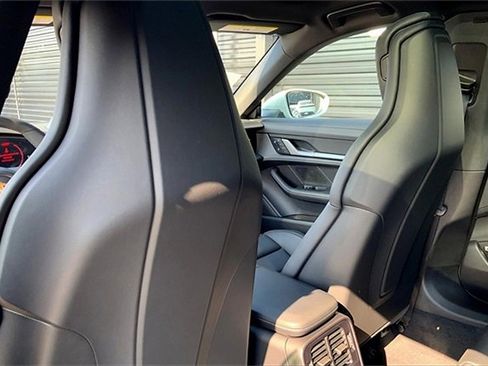 New 2025 Porsche Taycan image 25