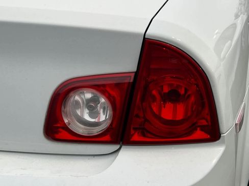 Used 2012 Chevrolet Malibu LS image 17