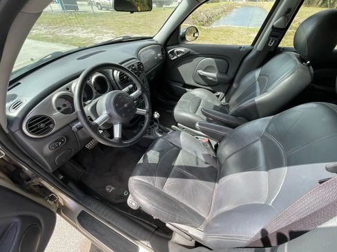 Used 2004 Chrysler PT Cruiser GT image 17