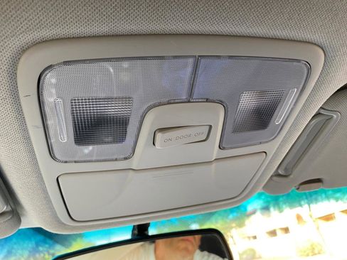 Used 2012 Hyundai Tucson Limited image 64