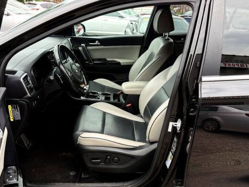 Used 2019 Kia Sportage EX w/ EX Sport Appearance Package AWD/4WD image 13