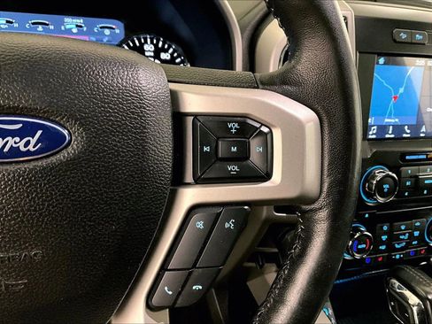 Used 2018 Ford F150 Lariat image 18