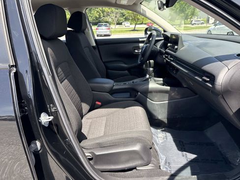 Used 2024 Honda HR-V LX image 16