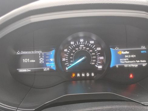 Used 2022 Ford Edge Titanium AWD/4WD image 39