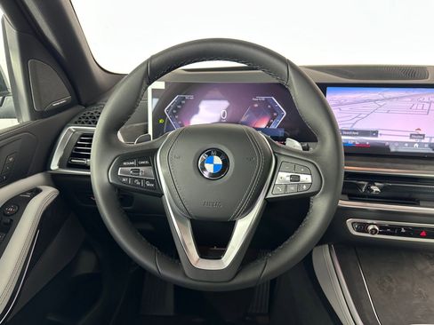 Used 2026 BMW X5 sDrive40i RWD image 13