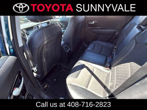 Used 2019 Kia Niro EX FWD image 6