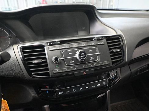 Used 2017 Honda Accord LX-S image 12