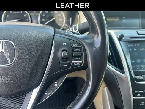 Used 2018 Acura TLX FWD image 11