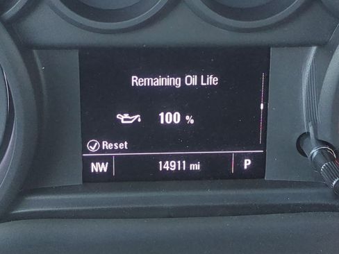 Used 2025 Chevrolet Silverado 1500 W/T image 12