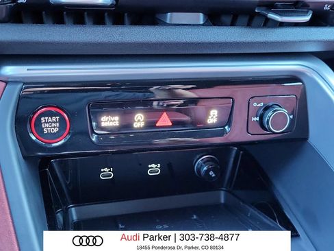 Used 2025 Audi SQ5 Premium Plus AWD/4WD image 21