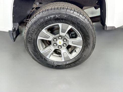 Used 2019 Chevrolet Colorado Z71 RWD image 36