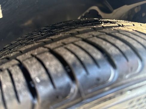 Certified 2025 Hyundai Elantra Sport image 28