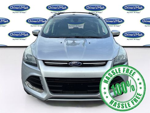 Used 2014 Ford Escape Titanium w/ Equipment Group 401A AWD/4WD image 2