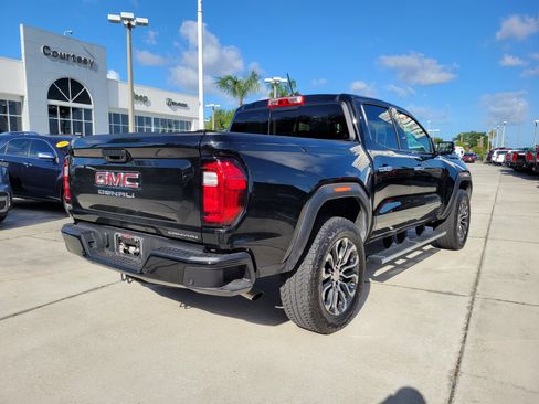 Used 2024 GMC Canyon Denali AWD/4WD image 3