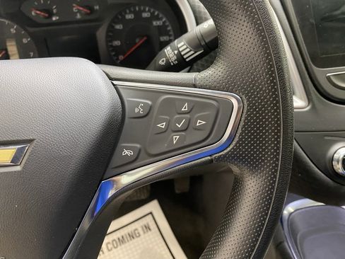 Used 2023 Chevrolet Malibu LT image 32