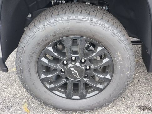 New 2026 Chevrolet Silverado 2500 LT AWD/4WD image 32