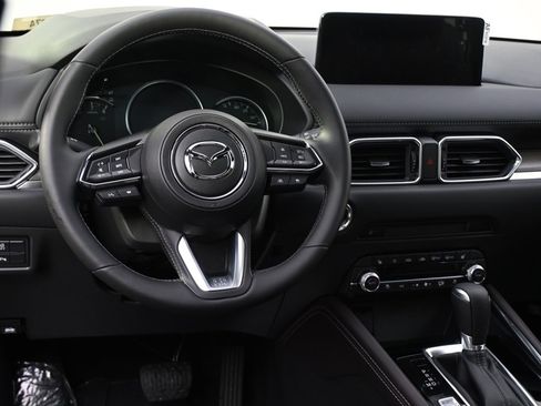 New 2025 MAZDA CX-5 Signature image 12