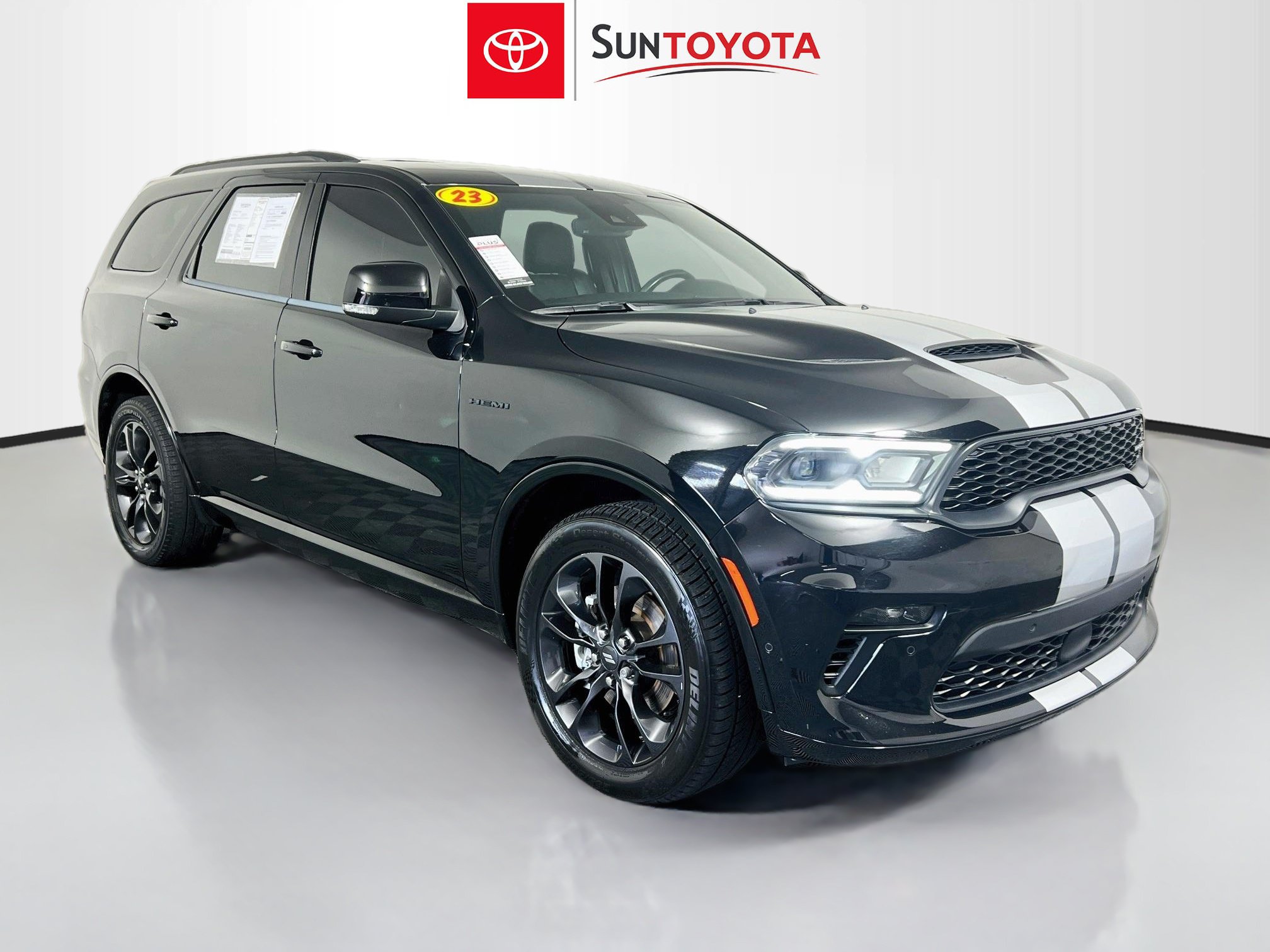 Used 2023 Dodge Durango R/T RWD image 1