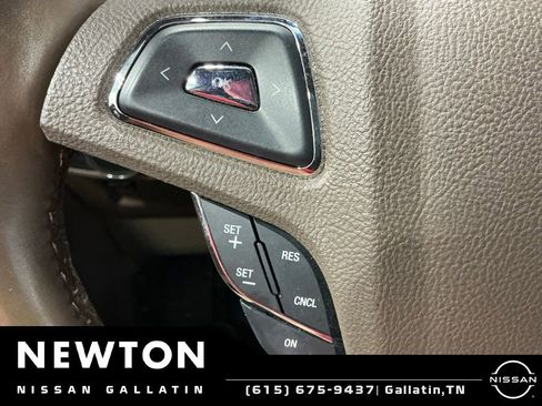 Used 2016 Lincoln MKX Reserve w/ Technology Package FWD image 19