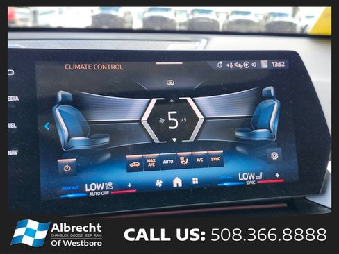 Used 2024 BMW X1 xDrive28i AWD/4WD image 23