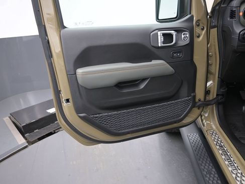 New 2026 Jeep Gladiator Mojave AWD/4WD image 12