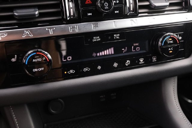 Certified 2026 Nissan Pathfinder SV AWD/4WD image 20