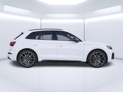 Certified 2021 Audi SQ5 Prestige AWD/4WD image 8