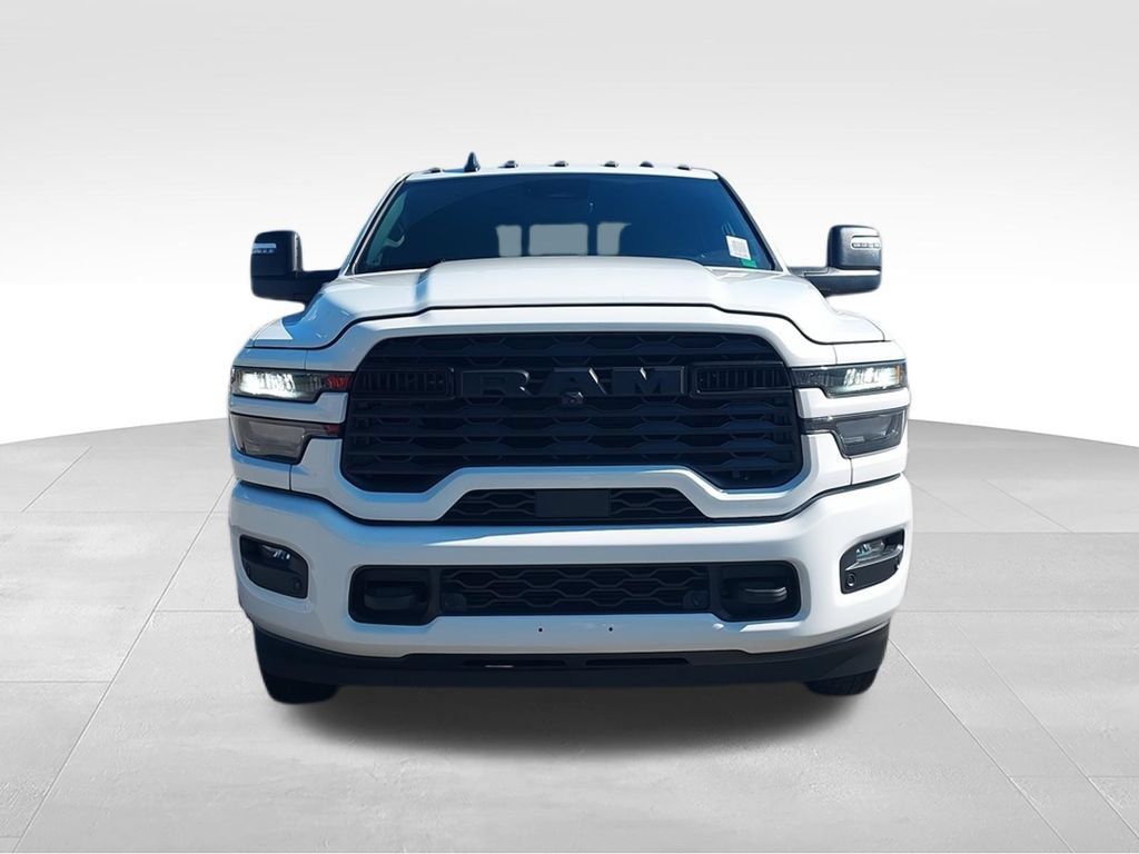 New 2026 RAM 3500 Big Horn AWD/4WD image 3