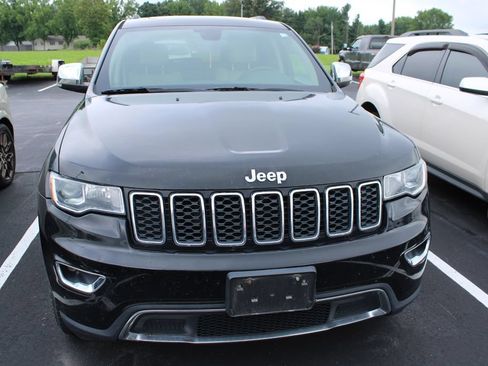 Used 2017 Jeep Grand Cherokee Limited AWD/4WD image 2