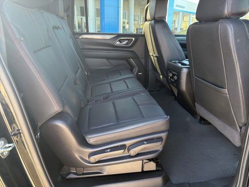 Used 2024 Chevrolet Suburban RST image 16