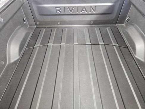 Used 2024 Rivian R1T Adventure image 32