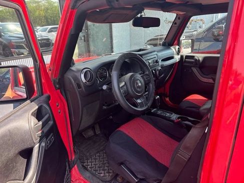 Used 2013 Jeep Wrangler Unlimited Sport AWD/4WD image 12