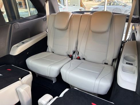 New 2025 Mercedes-Benz GLS 450 4MATIC image 21