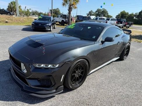 Used 2024 Ford Mustang GT Premium RWD image 3