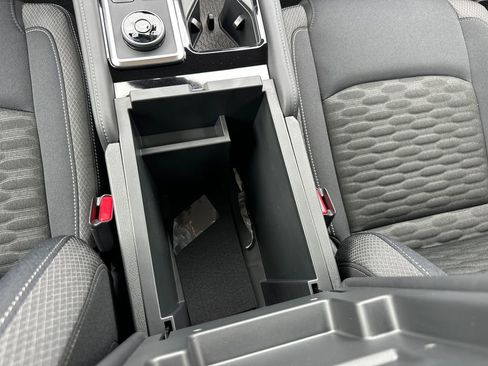 New 2026 Nissan Pathfinder SV w/ Cargo Package AWD/4WD image 30