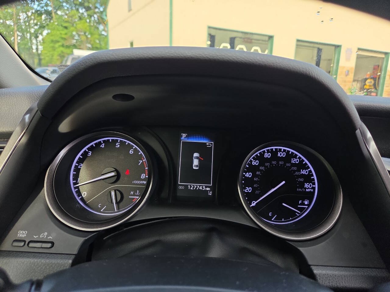 Used 2022 Toyota Camry SE FWD image 27